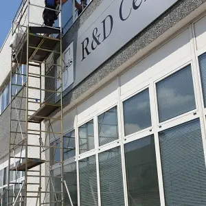 applicazione-pellicole-termoriflettenti-per-grandi-finestre