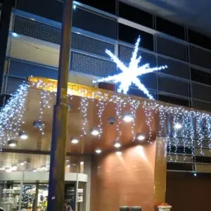 stelle-luminose-3D-per-centri-commerciali-e-negozi